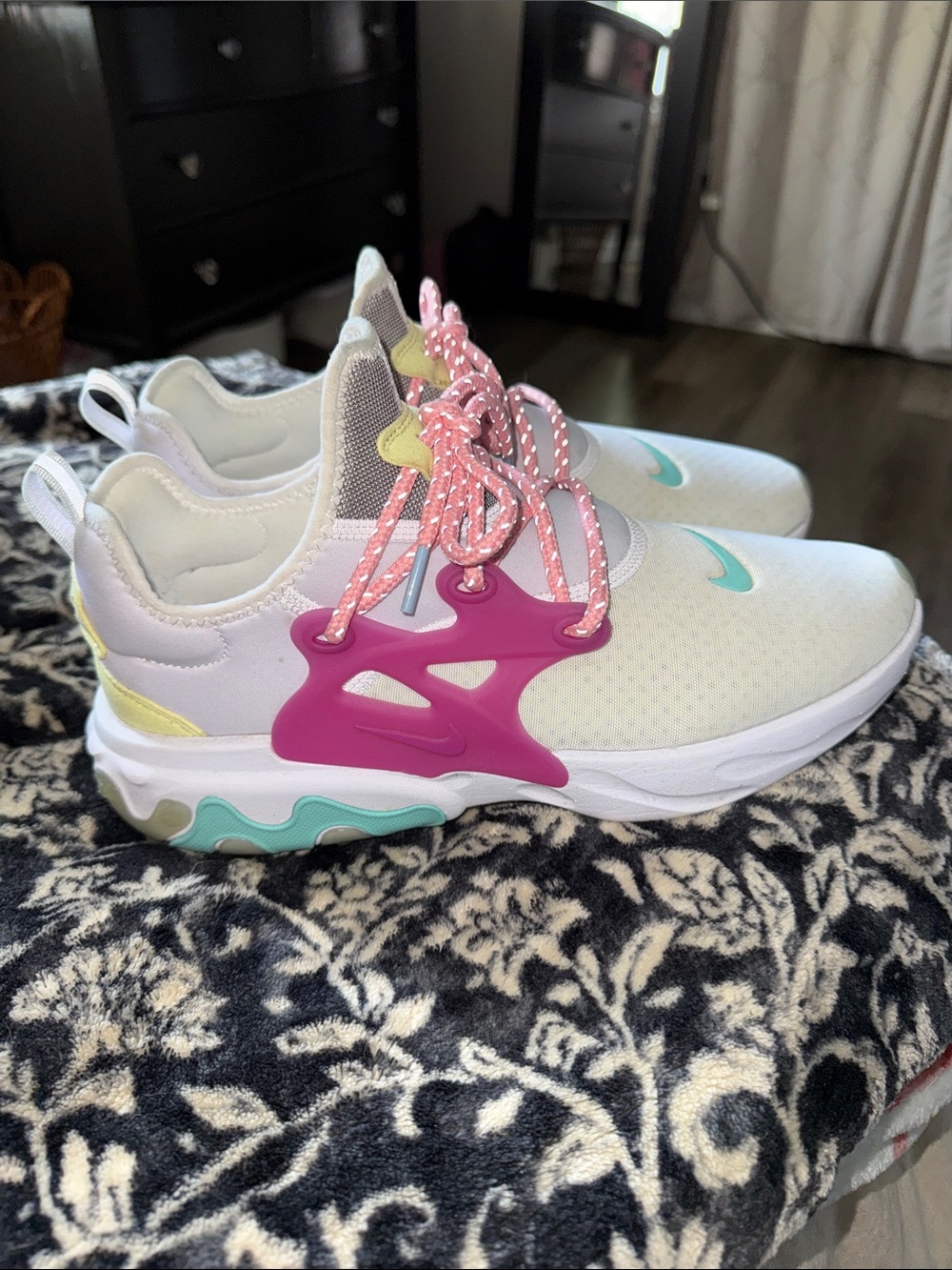 Nike women’s White Sneakers with Pink, Teal & Yellow Accents